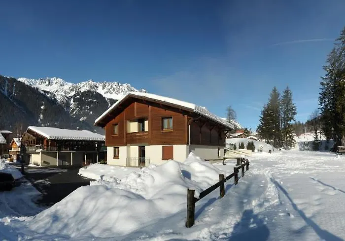 Les Des Aiguilles ホテル 3*